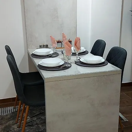 Mery In Kraljevi Cardaci Апартаменты *