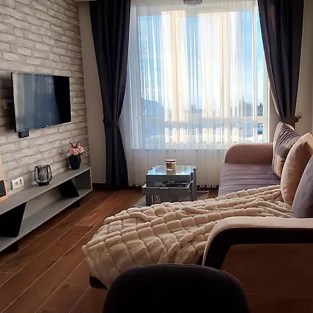 Apartmán Mery In Kraljevi Cardaci